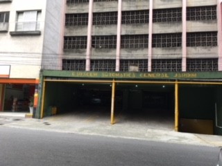  IMÓVEL DE MATRÍCULA Nº 38.584 DO 5º CARTÓRIO DE REGISTRO DE IMÓVEIS DE SÃO PAULO, CONTRIBUINTE:007.084.0150.-3. DESCRIÇÃO: O box nº C - 4, localizado no 2º andar ou 4º pavimento do 